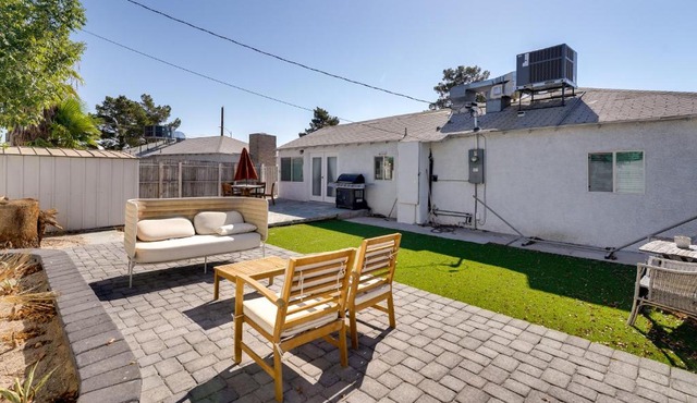 Las Vegas Home with Patio and Grill 6 Mi to The Strip