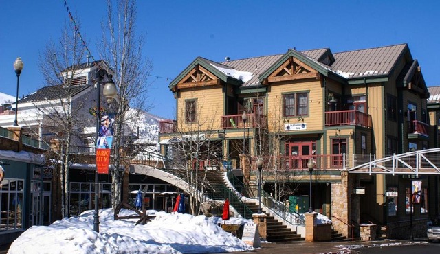Lift Lodge by Park City Lodging