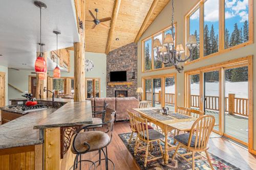 Log Cabin on 10 Acres with Loft and Soaker Tub