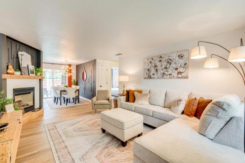 Loveland Retreat Near Dtwn w/Outdoor Dining!