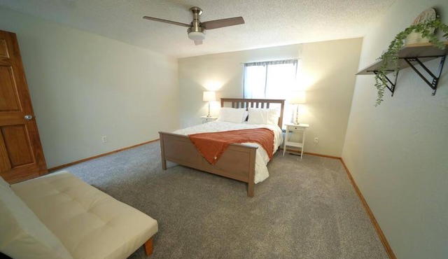 Lovely 3Bdr/3Bath home with garage parking