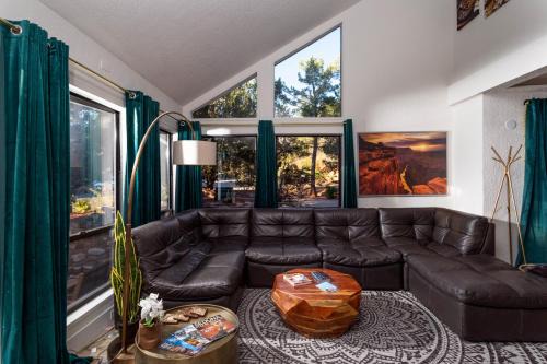 Luxe Boutique-Style Home w/Indoor Hot Tub