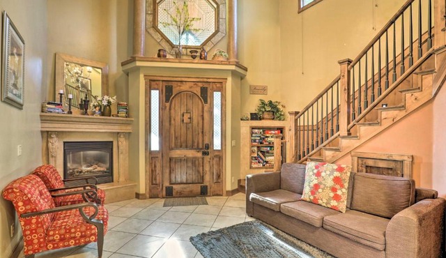 Luxurious Cedar City Getaway: 32 Mi to Brian Head!