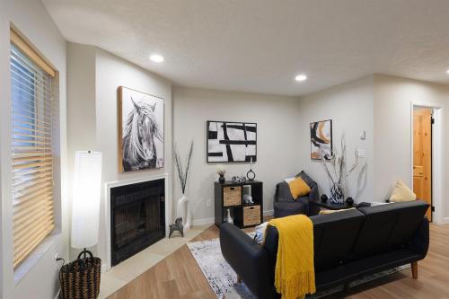 Luxuriously Contemporary Condo WL1401 Powder Mtn