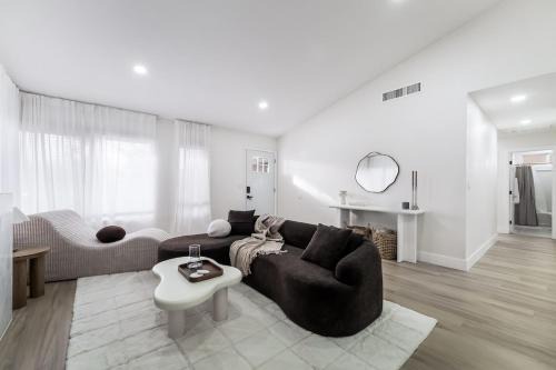 Luxury 3 bedroom Newly renovated home