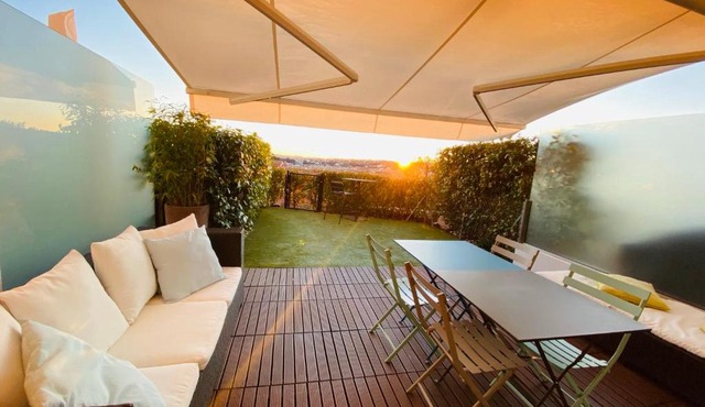 LUXURY FLAT NICE PANORAMIC VIEW - swimming pool - parking - terrace in Nice