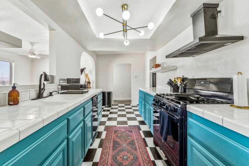 Luxury Glamping Vacation Rental for Four for Stargazing near Joshua Tree National Park, California