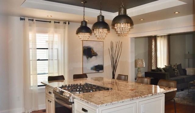 Luxury Home w/Private Patio Mins away from DT RC