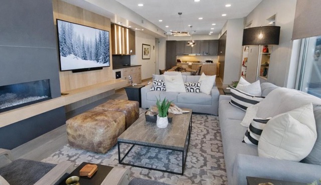 Luxury King's Crown Condo Ski-In Out condo