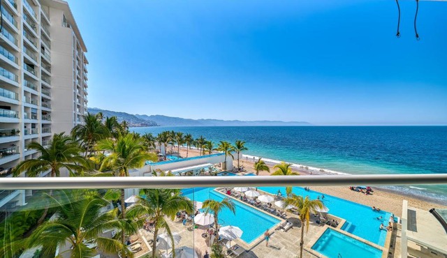 Luxury Oceanfront Condo Residence