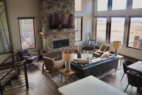 Luxury Ridge Ri504 Ski Retreat Hot Tub & Game Rm