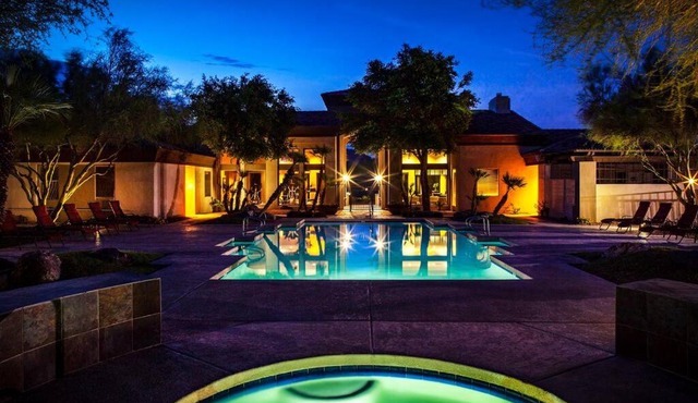 Luxury Vacation Rentals by Meridian CondoResorts