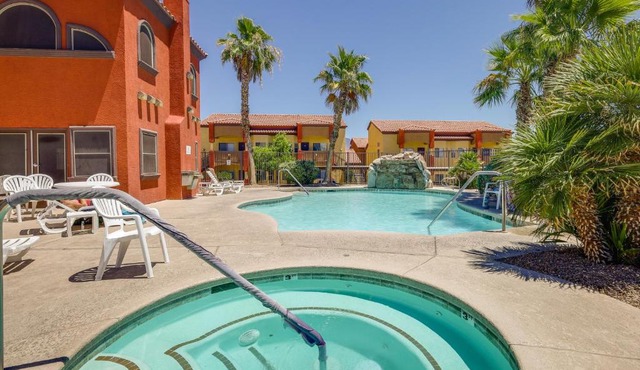Mesquite Condo w/Community Pool & Hot Tub!