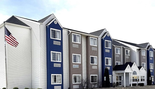 Microtel Inn & Suites by Wyndham Springfield