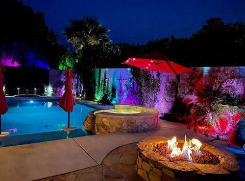Mineral Saltwater Solar heated Pool & Spa Oasis with mountain views and Koi pond