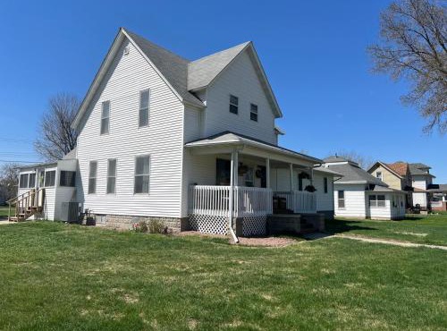Mixon Villa-Laurel