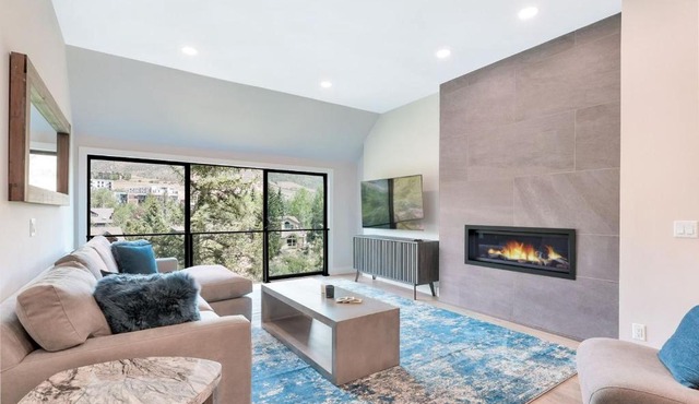 Modern Avon Retreat Near Vail, Beaver Creek