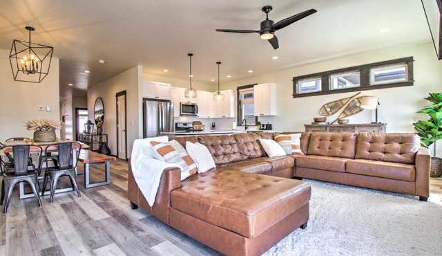Modern Bozeman Family Townhome w/Hot Tub!