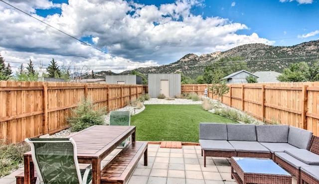 Modern Buena Vista Home w/Luxe Interior & Views!