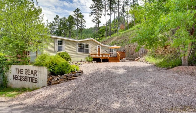 Modern Keystone Home: 4 Mi to Mount Rushmore!