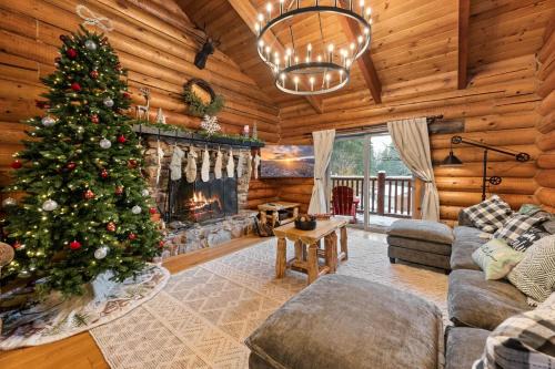 Modern Log Home-Walk2Slopes&Trails-Spa-Arcade-EVch