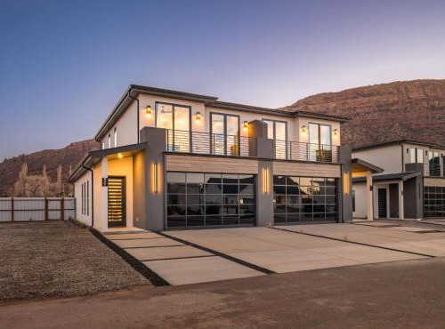 Modern Luxury at Copper View Moab