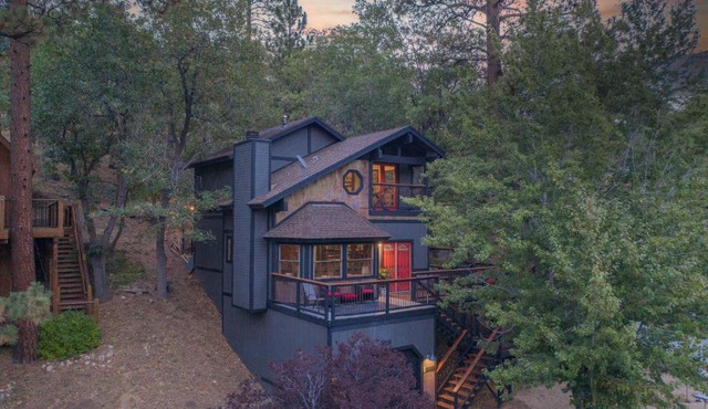 Modern Moonridge Manor