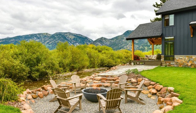 Modern Turnerville Cabin w/Hot Tub & Scenic Views