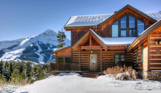 Moondance Lodge