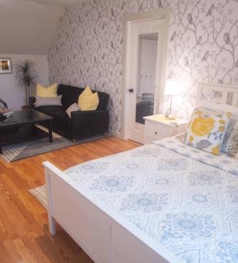 Moonshadow B&B