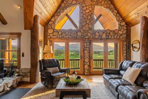 Mountain Gem in Alma - Views Game Room