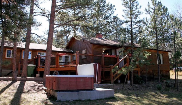 Mountain Pine Cabin by Rocky Mountain Resorts- #20NCD0296