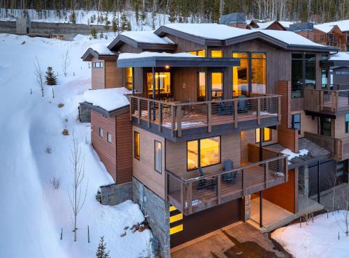 Mountain Villa 502 Next To WP Resort I Private Hot Tub I Great Views I Activity Program