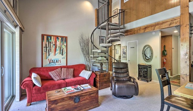 Mt Crested Butte 'Cajun Chalet' Condo: Walk to Ski