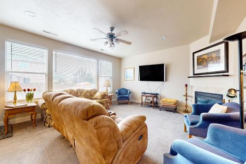 Mtn-View Cedar City Home: Dogs Welcome!