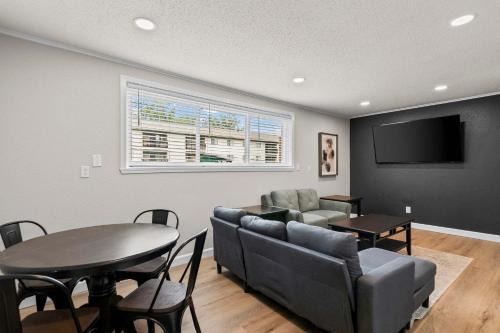 Newly Renovated Unit in Central Spfld #103