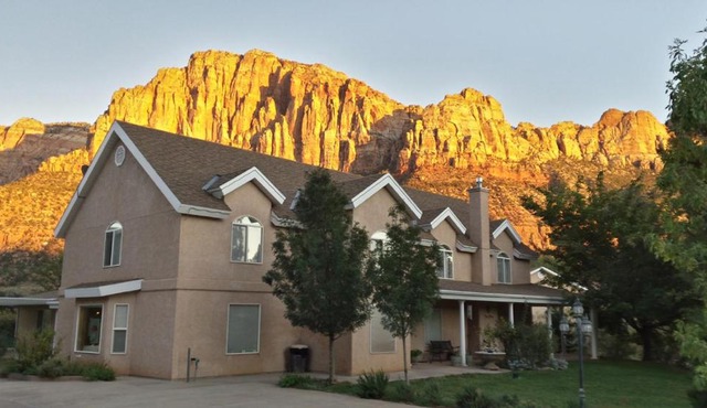 Novel House Inn at Zion
