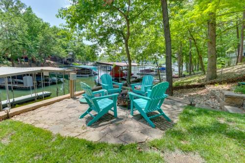 Oasis at Spring Valley Cove, Quiet, Private Dock