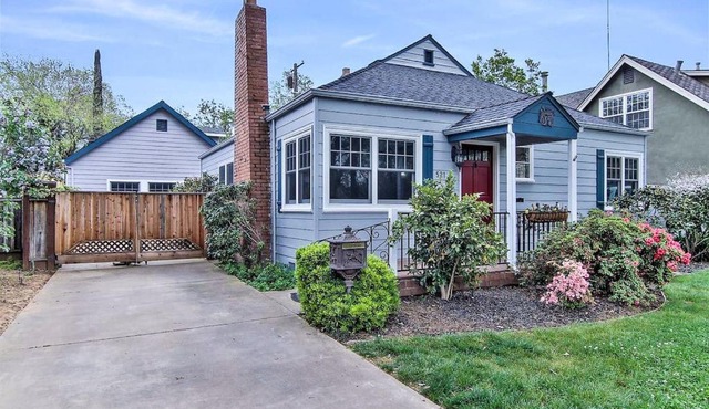 Oasis East Sac Charming Home with Saltwater Pool and Casita