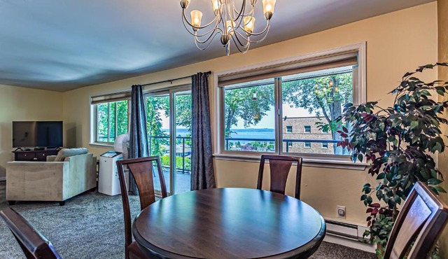 Ocean View, 2 Baths, 2 Bedrooms, No Stairs, Best Area, WD, Jacuzzi Bath, Balcony, View, 925sf