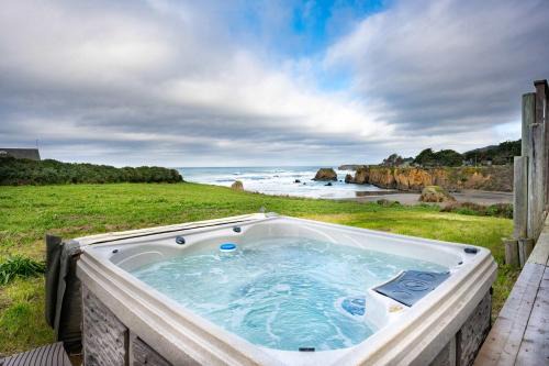 Oceanfront Getaway - Beach Access & Dog-Friendly