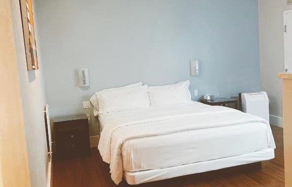 Pacific Blue Inn
