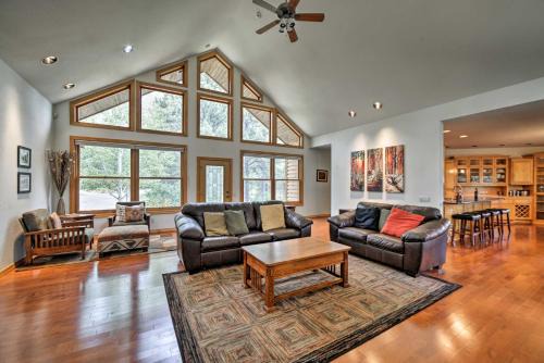 Pagosa Springs Home w/Patio, Grill & Hot Tub!