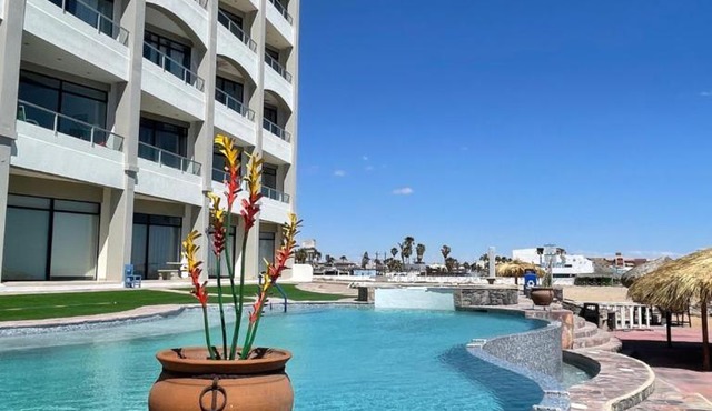 Palacio Del Mar - Oceanfront