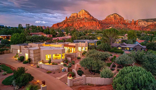 Panoramic Sedona Views, Game Room, Pool, Hot Tub!