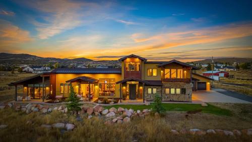 Park City Lighthouse - Mountain View, Hot Tub & BBQ