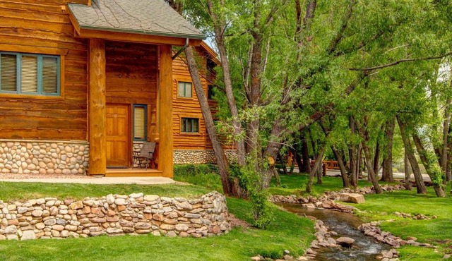 Park City TWL-12C Common hot tub KBM Resorts
