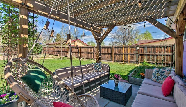 Patio, Grill & Yard: Cozy Denver Abode!