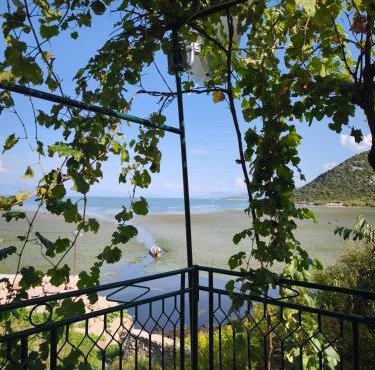 Pelican Bay House - Skadar Lake