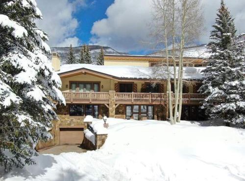 Penthouse with Panoramic Views of Vail Mountain and the Gore Range